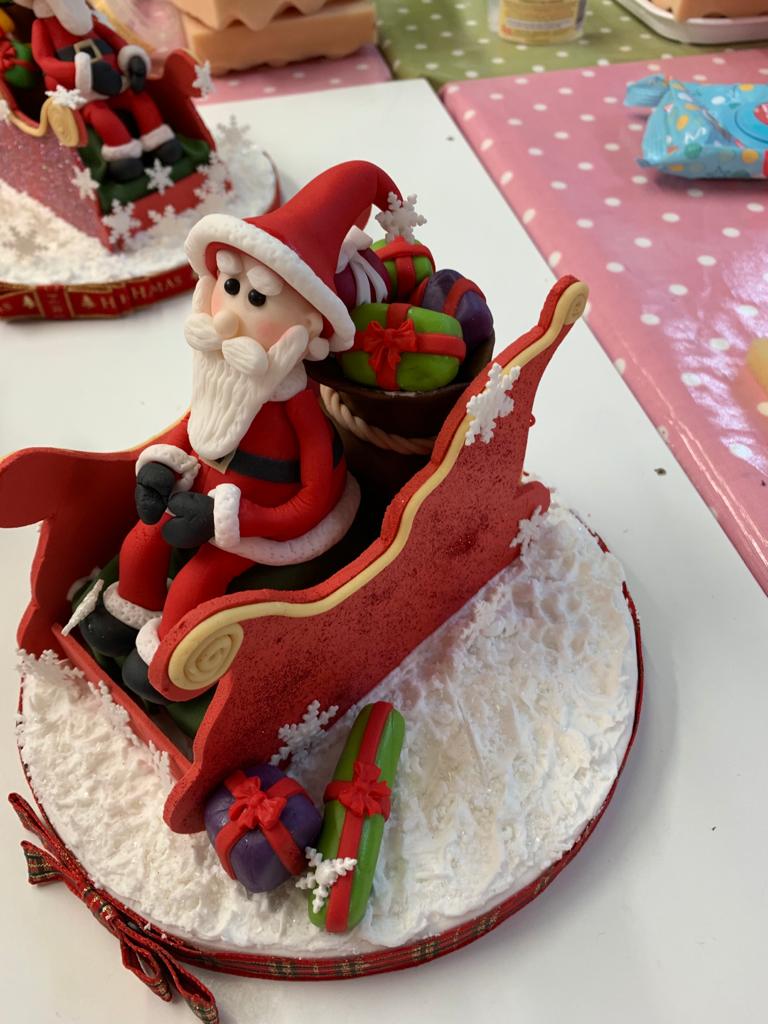 Santa and sleigh - Cake School