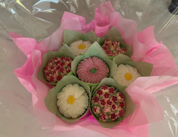 Summer daisy bouquet