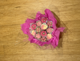 Large 12-cupcake bouquet