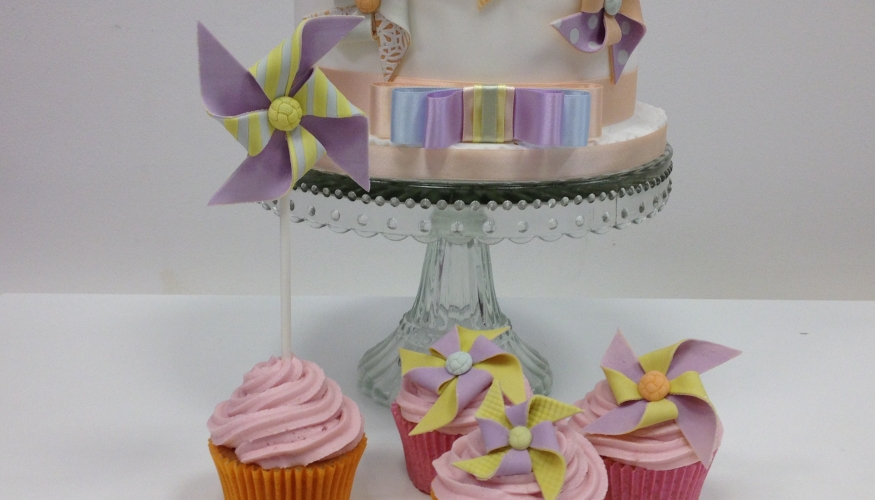 Windmills or pinwheels in icing