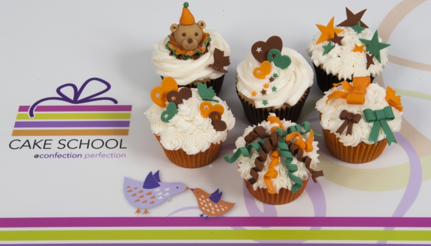 Why do cupcakes peel away from the cases?